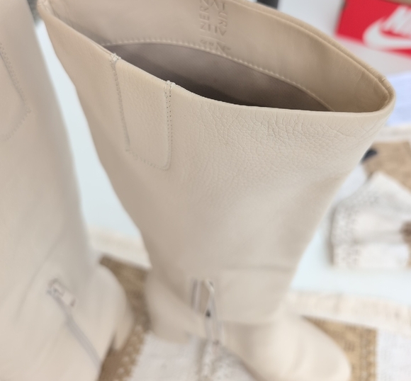 Naturalizer Cream Heeled Boots with Slouchy Design - Picture 3 of 7